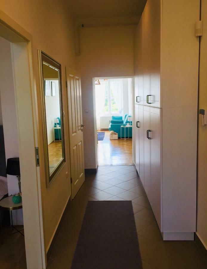 Ybl Apartment City Center Szekesfehervar Luaran gambar